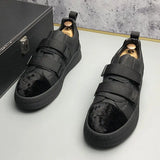 Wexleyjesus New Fashion Men's luxury velvet Lace Up board Shoes Male Causal Flats Moccasins Sports Walking Sneakers Zapatos Hombre