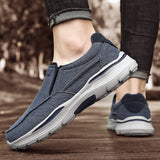 Men's Casual Shoes Canvas Breathable Loafers Men 2022 New Male Comfortable Outdoor Walking Shoes Classic Loafers Men Sneakers