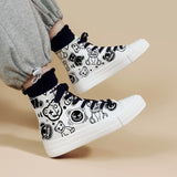 Amy and Michael 2022 Autumn Original Design Cute Graffiti Shoes Fashion Female Girl Students Hand Painted Canvas Shoes High Tops