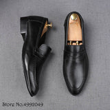 Newest Trend Designer Men's Black White Gentleman Leather Flats Casual Homecoming Shoes Wedding Dress Prom Party Footwear