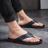 Men Genuine Leather Slippers Summer New Arrival Man Flip Flops Fashion Pinch Feet High Quality Male Beach Shoes Outdoor Footwear