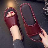 Summer Men's Designer House Slippers Home Sandals Fashion Genuine Leather Slip on Indoor Slides Female Ladides Flip Flops Shoes