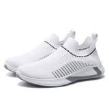 New Style Men's Shoes In Autumn and Winter: Breathable Flying Knitting Running Shoes Sock Mouth Leisure and Fashion Sports Shoes